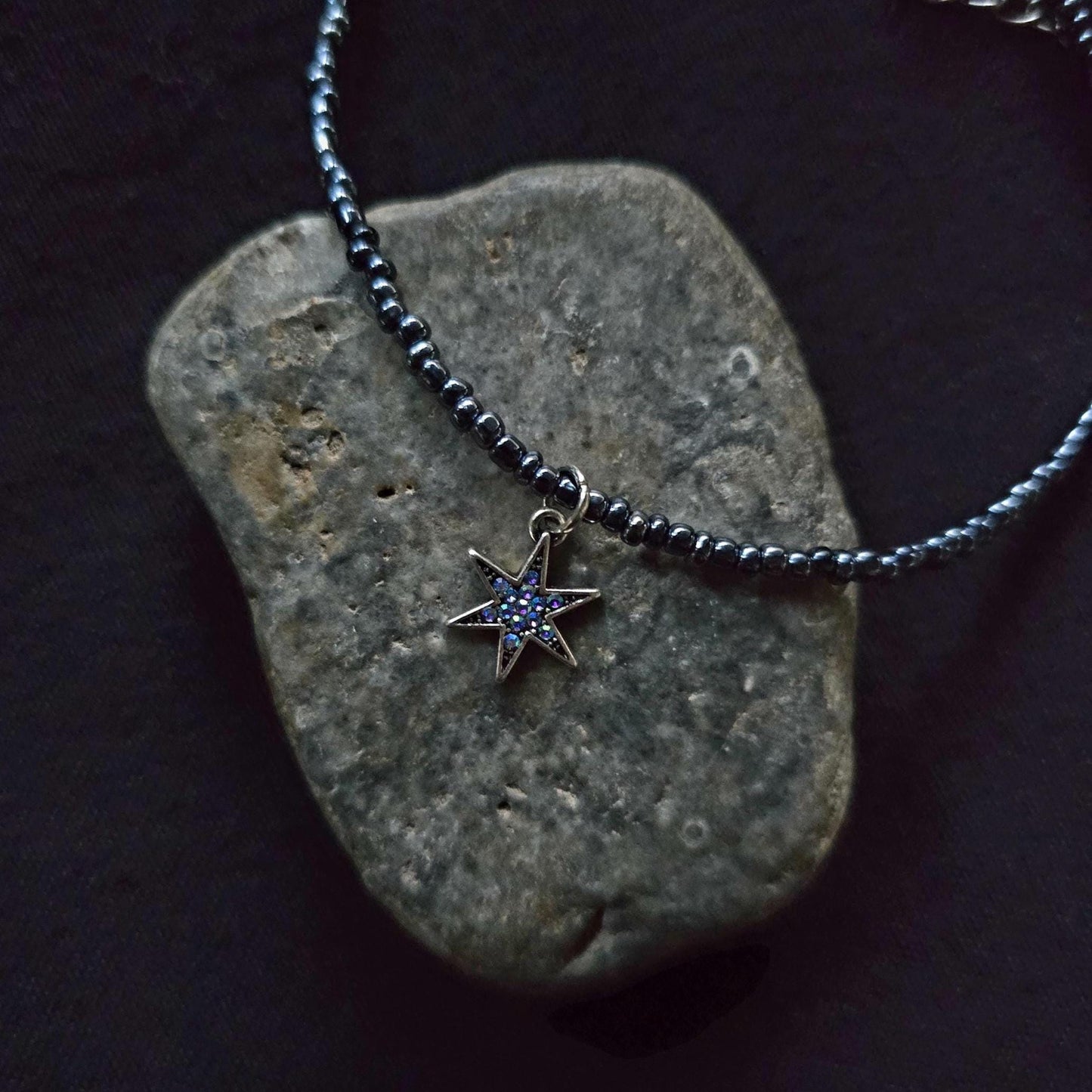 Midnight Navy Seed Bead Star Choker Necklace, Iridescent Charm, Minimalist Beaded Jewelry