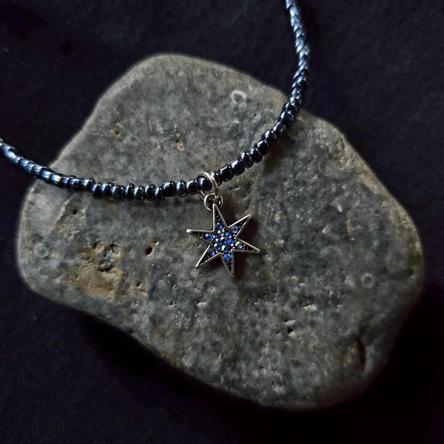 Midnight Navy Seed Bead Star Choker Necklace, Iridescent Charm, Minimalist Beaded Jewelry