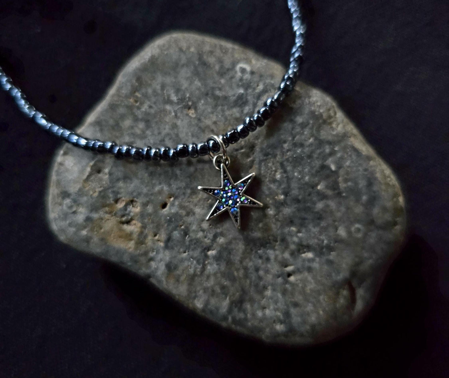Midnight Navy Seed Bead Star Choker Necklace, Iridescent Charm, Minimalist Beaded Jewelry